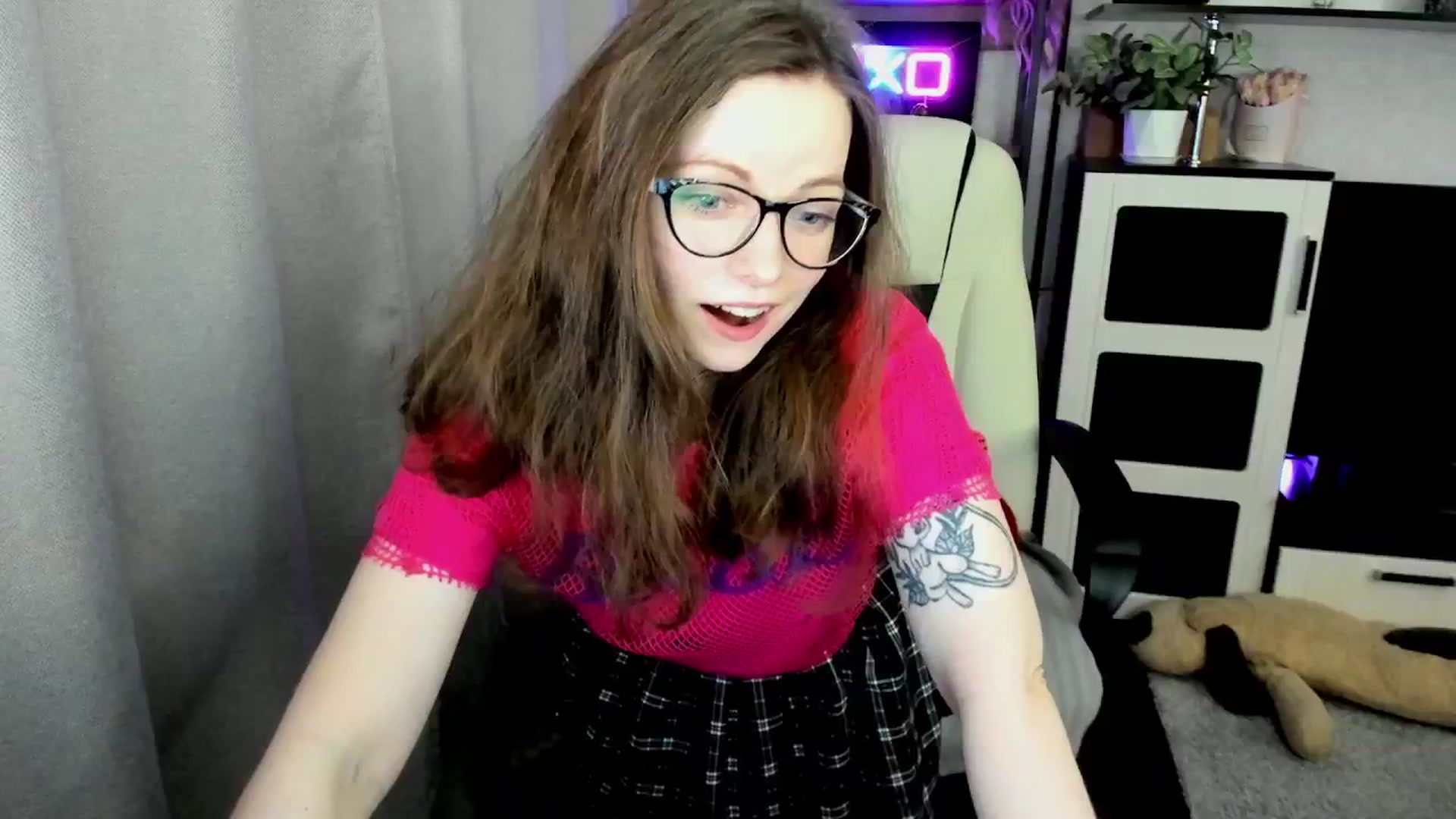 Gallery image thumbnail from MewTwo's myfreecams stream on, 04/02/2026, 14:35 image 9 of 20