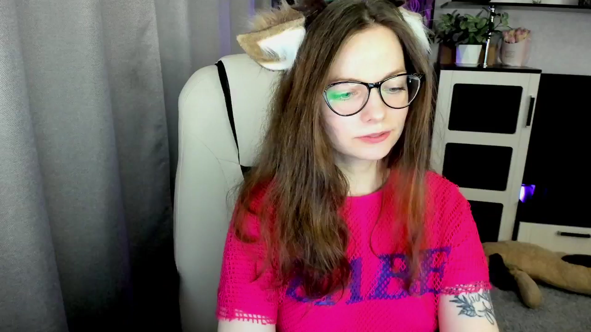 Gallery image thumbnail from MewTwo's myfreecams stream on, 04/02/2026, 14:35 image 12 of 20
