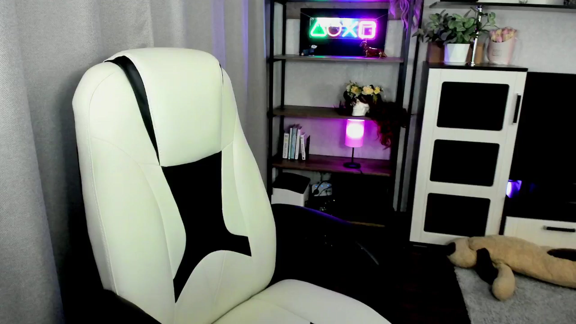 Gallery image thumbnail from MewTwo's myfreecams stream on, 04/02/2026, 14:35 image 20 of 20