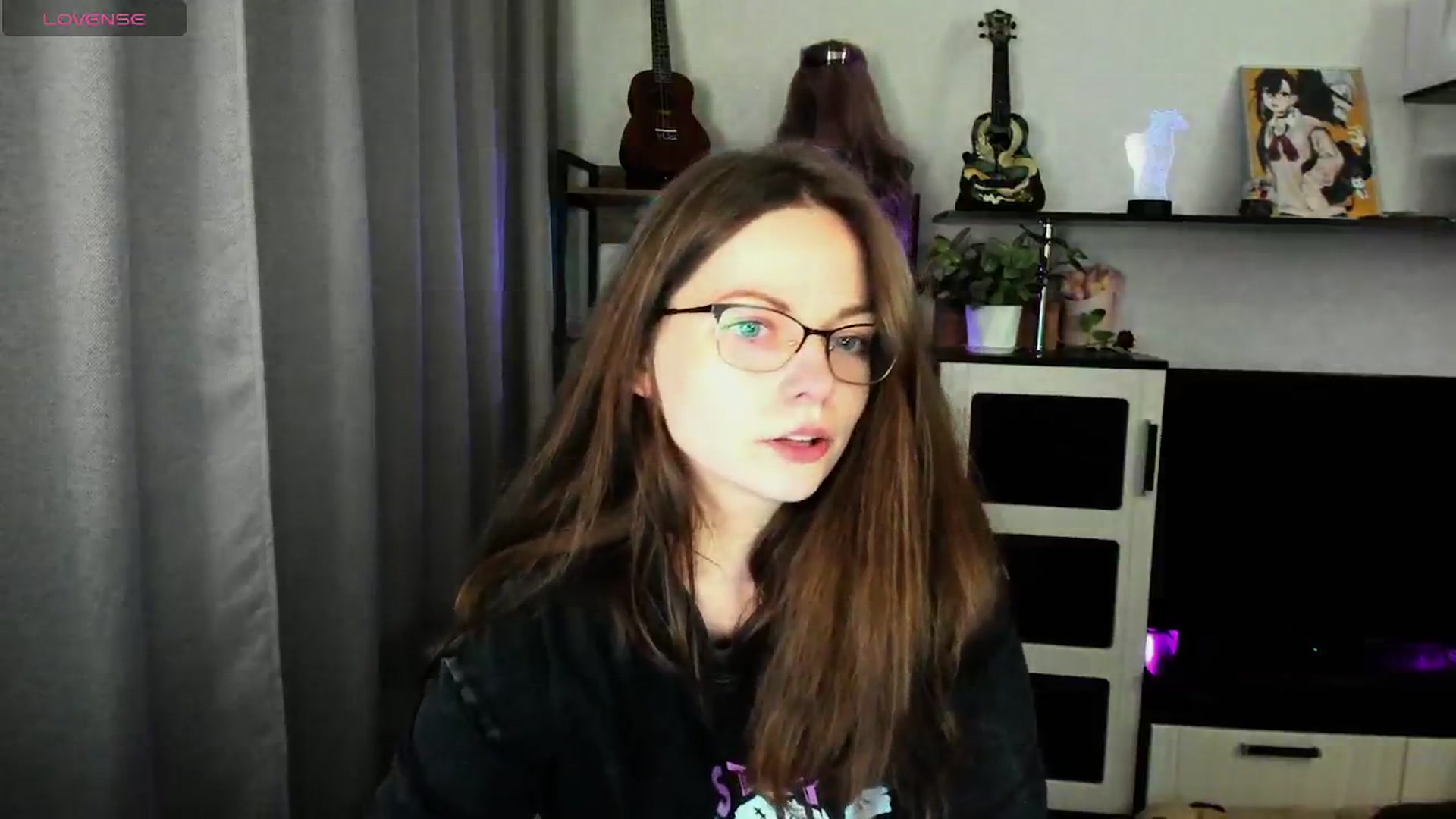 Gallery image thumbnail from MewTwo's myfreecams stream on, 05/03/2026, 24:36 image 6 of 20