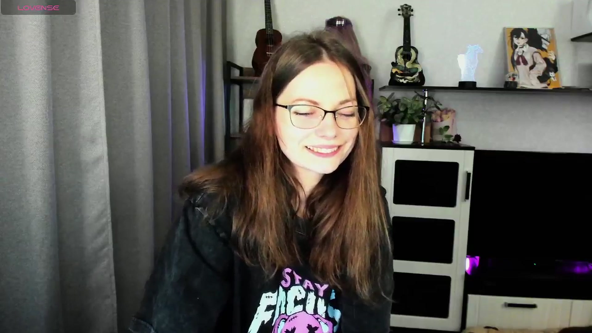 Gallery image thumbnail from MewTwo's myfreecams stream on, 05/03/2026, 24:36 image 2 of 20