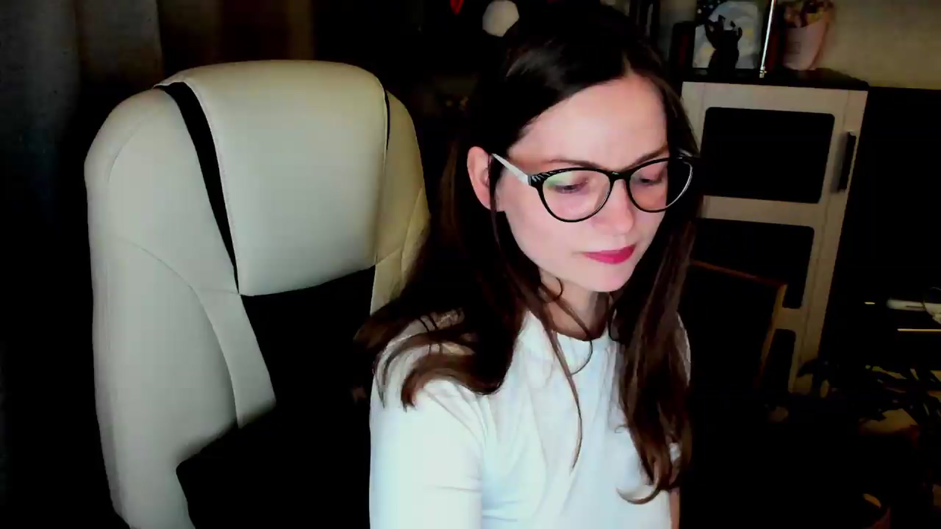 Gallery image thumbnail from MewTwo's myfreecams stream on, 05/30/2026, 19:29 image 10 of 20
