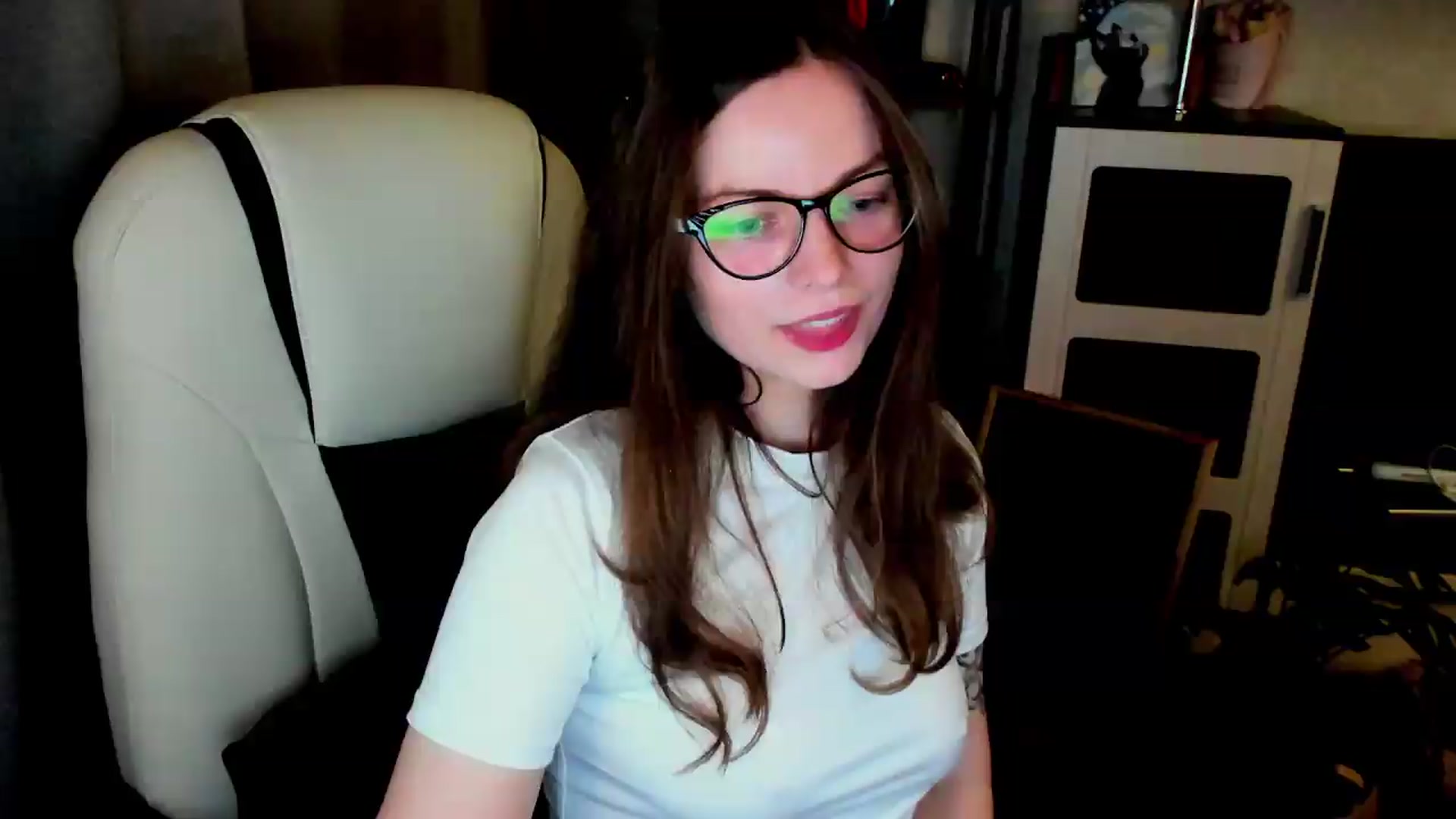 Gallery image thumbnail from MewTwo's myfreecams stream on, 05/30/2026, 19:29 image 12 of 20