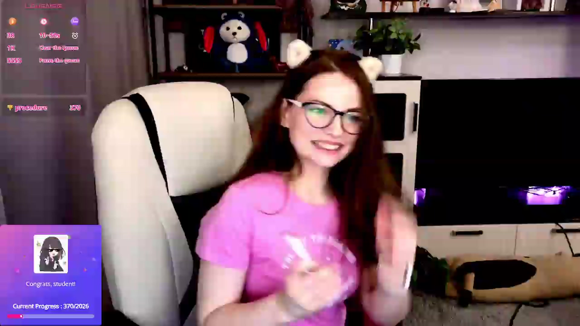 Gallery image thumbnail from MewTwo's myfreecams stream on, 08/08/2026, 20:16 image 5 of 20