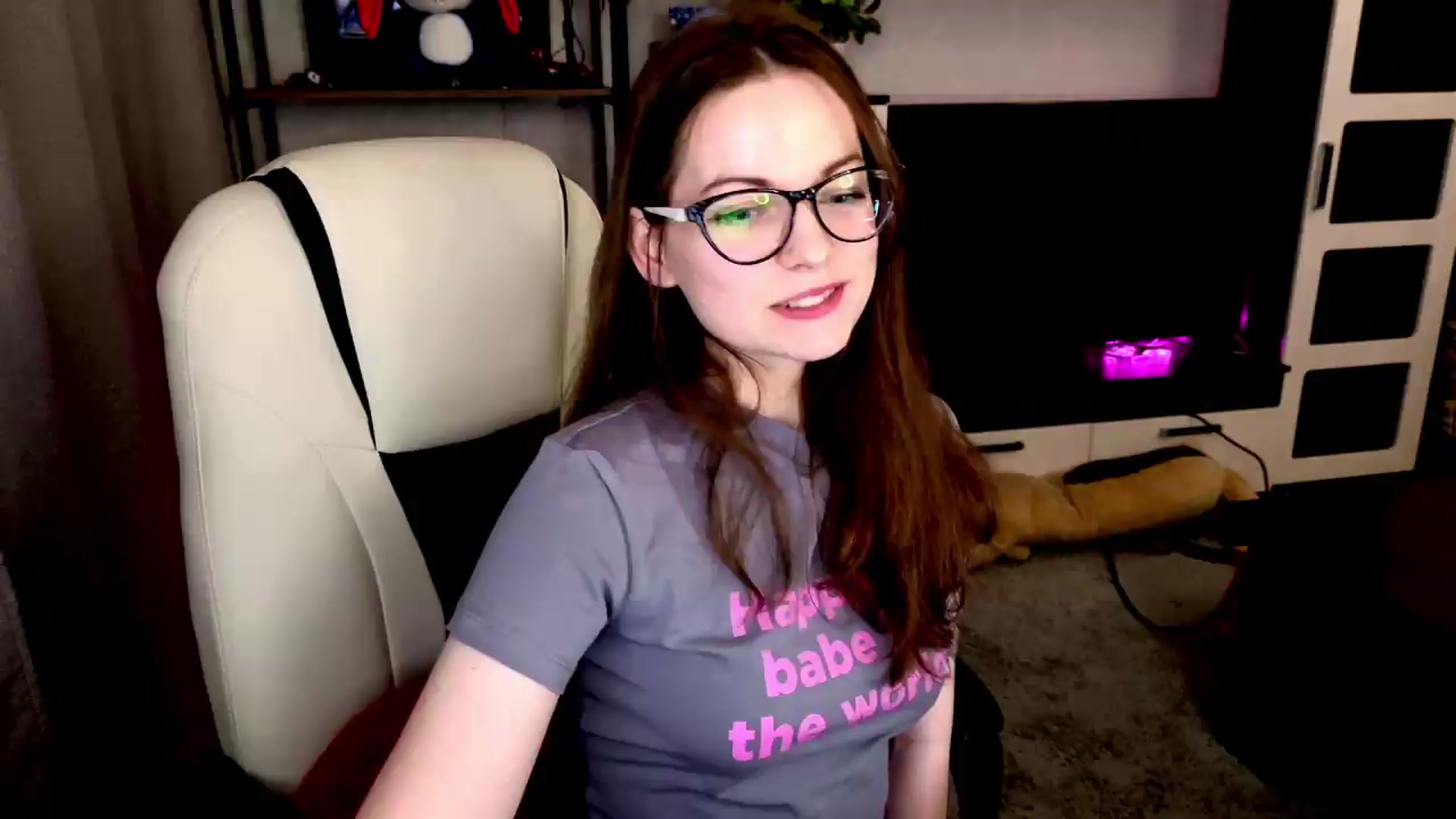Gallery image thumbnail from MewTwo's myfreecams stream on, 08/18/2026, 01:42 image 15 of 20