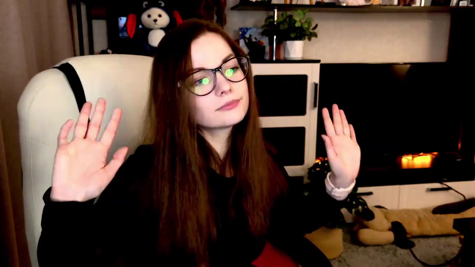 Gallery image thumbnail from MewTwo's myfreecams stream on, 08/19/2026, 01:50 image 13 of 20