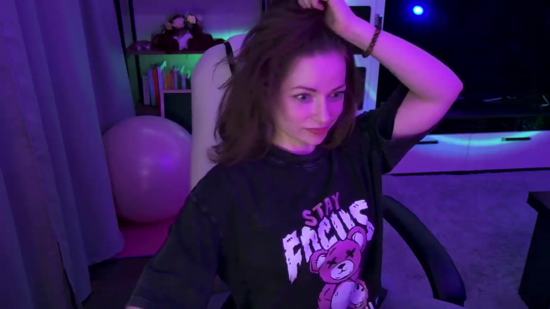 Gallery image thumbnail from MewTwoBDAY's myfreecams stream on, 06/29/2026, 18:59 image 10 of 20