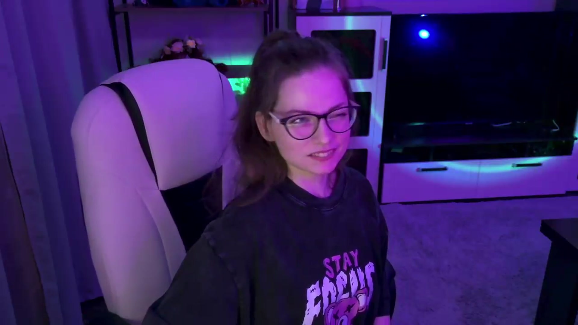 Gallery image thumbnail from MewTwoBDAY's myfreecams stream on, 06/29/2026, 19:33 image 14 of 20