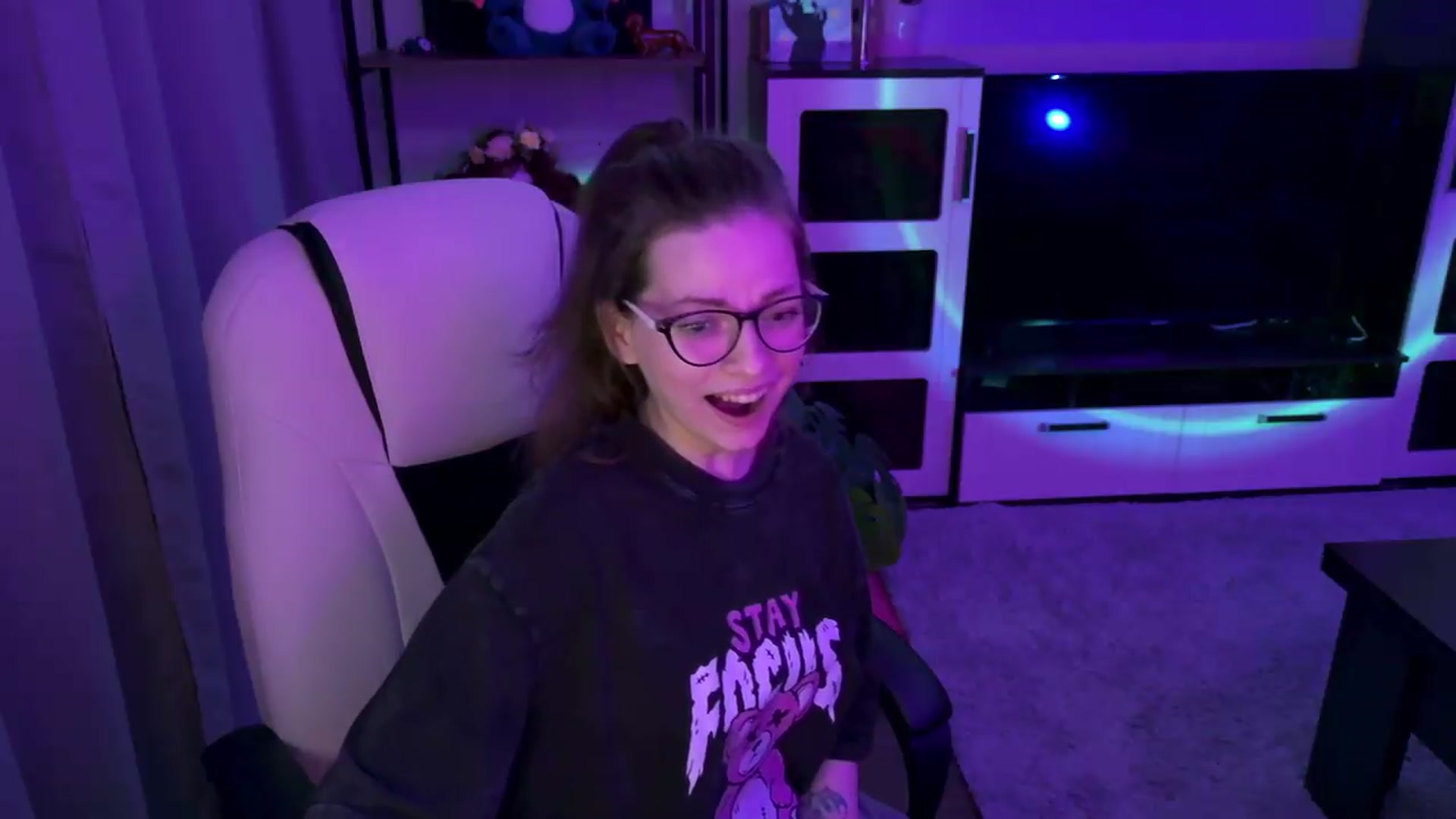 Gallery image thumbnail from MewTwoBDAY's myfreecams stream on, 06/29/2026, 20:09 image 10 of 20