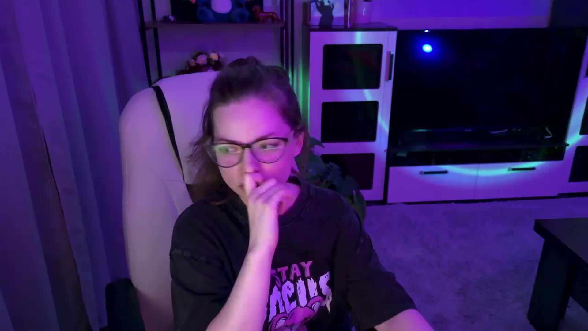 Gallery image thumbnail from MewTwoBDAY's myfreecams stream on, 06/29/2026, 20:09 image 11 of 20