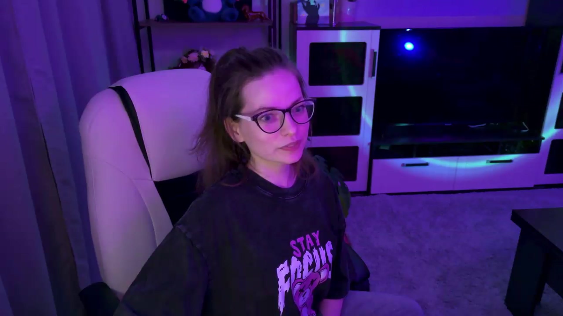 Gallery image thumbnail from MewTwoBDAY's myfreecams stream on, 06/29/2026, 20:09 image 7 of 20