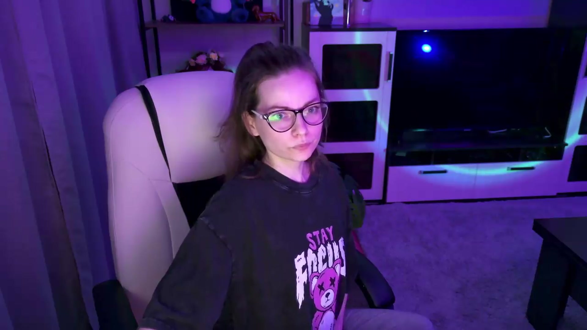 Gallery image thumbnail from MewTwoBDAY's myfreecams stream on, 06/29/2026, 20:09 image 9 of 20