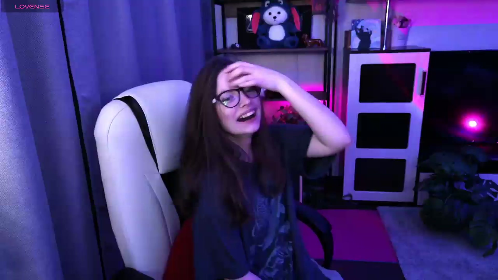 Gallery image thumbnail from MewTwoBDAY's myfreecams stream on, 07/01/2026, 20:40 image 8 of 20