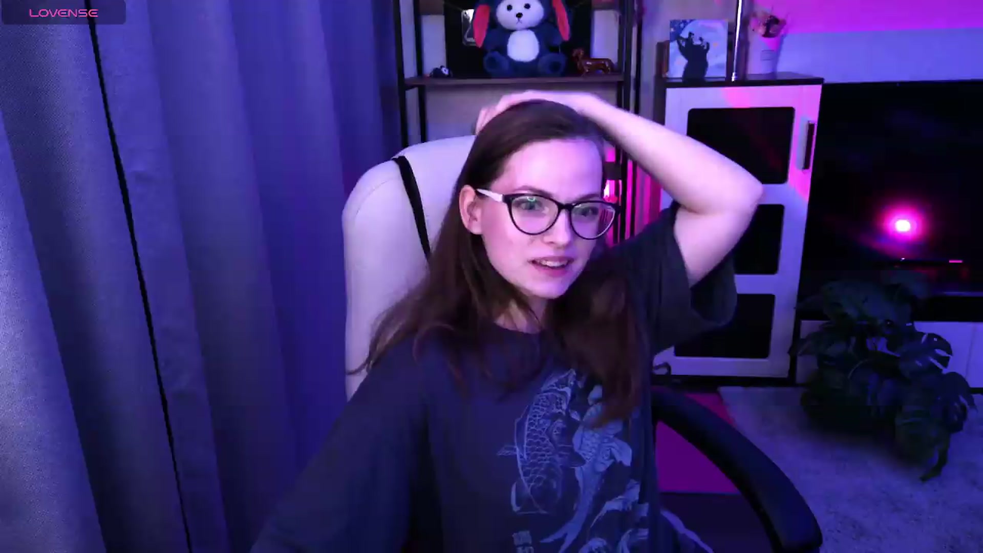 Gallery image thumbnail from MewTwoBDAY's myfreecams stream on, 07/01/2026, 20:40 image 12 of 20