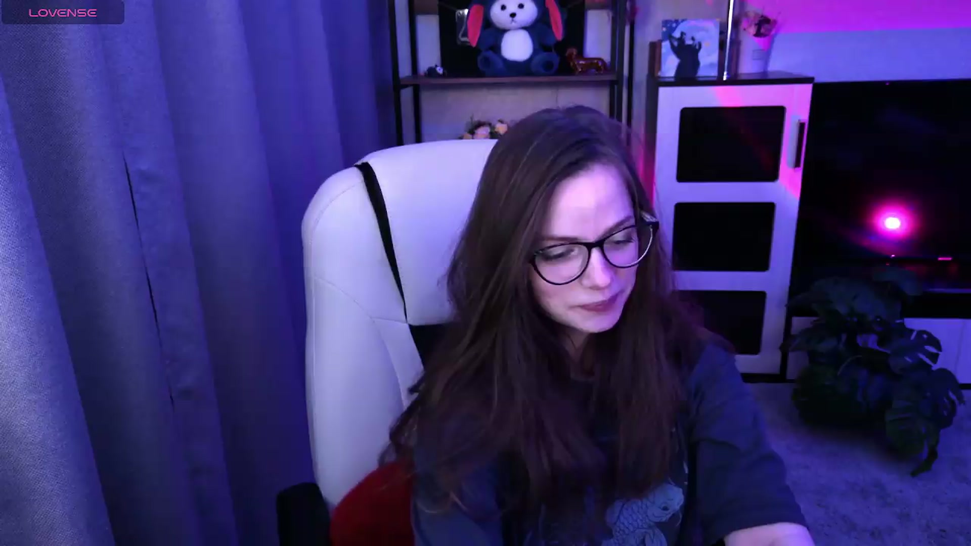 Gallery image thumbnail from MewTwoBDAY's myfreecams stream on, 07/01/2026, 20:40 image 10 of 20