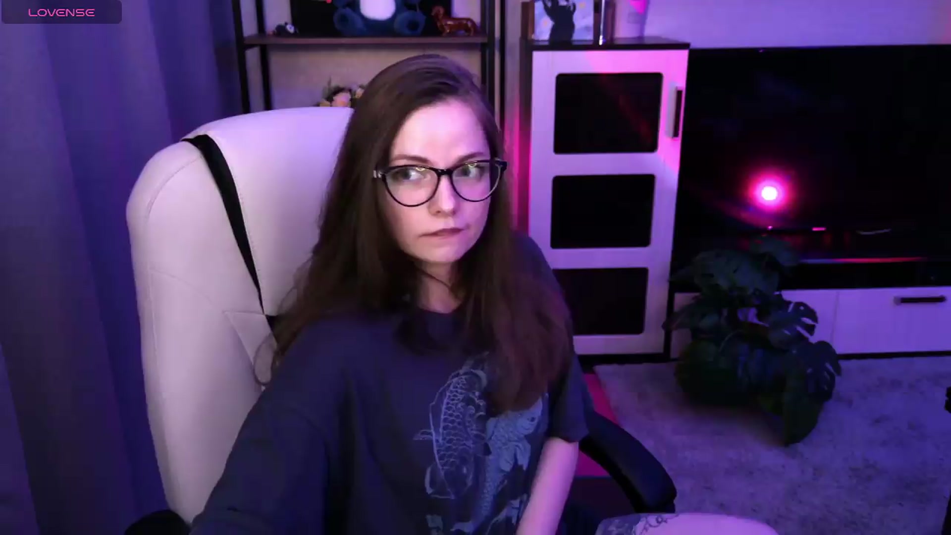 Gallery image thumbnail from MewTwoBDAY's myfreecams stream on, 07/01/2026, 20:40 image 6 of 20