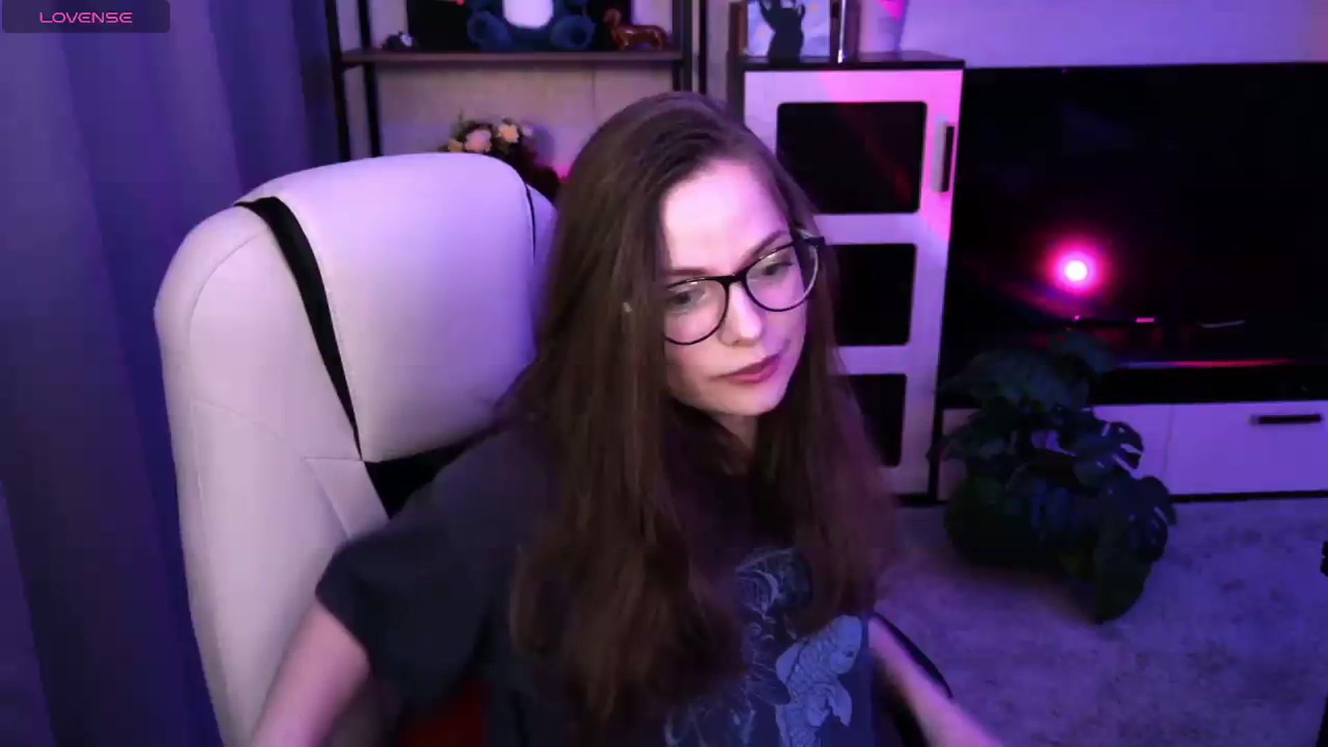 Gallery image thumbnail from MewTwoBDAY's myfreecams stream on, 07/01/2026, 20:40 image 4 of 20
