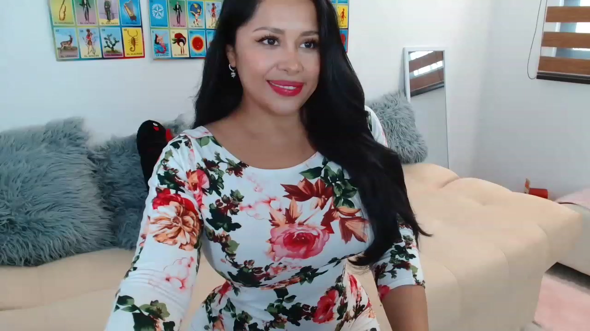 Gallery image thumbnail from Mexicanissima's myfreecams stream on, 05/22/2023, 20:17 image 7 of 20