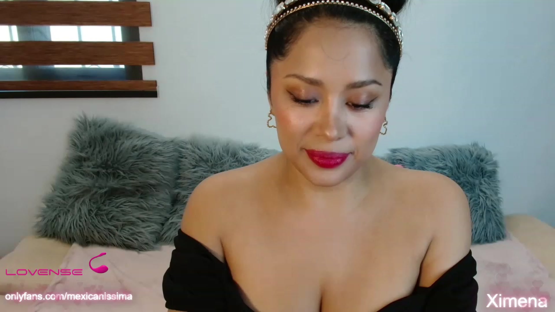 Gallery image thumbnail from Mexicanissima's myfreecams stream on, 06/02/2023, 20:11 image 1 of 20