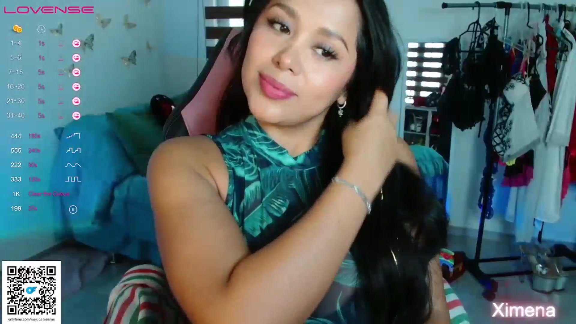 Gallery image thumbnail from Mexicanissima's myfreecams stream on, 07/10/2023, 19:59 image 13 of 20