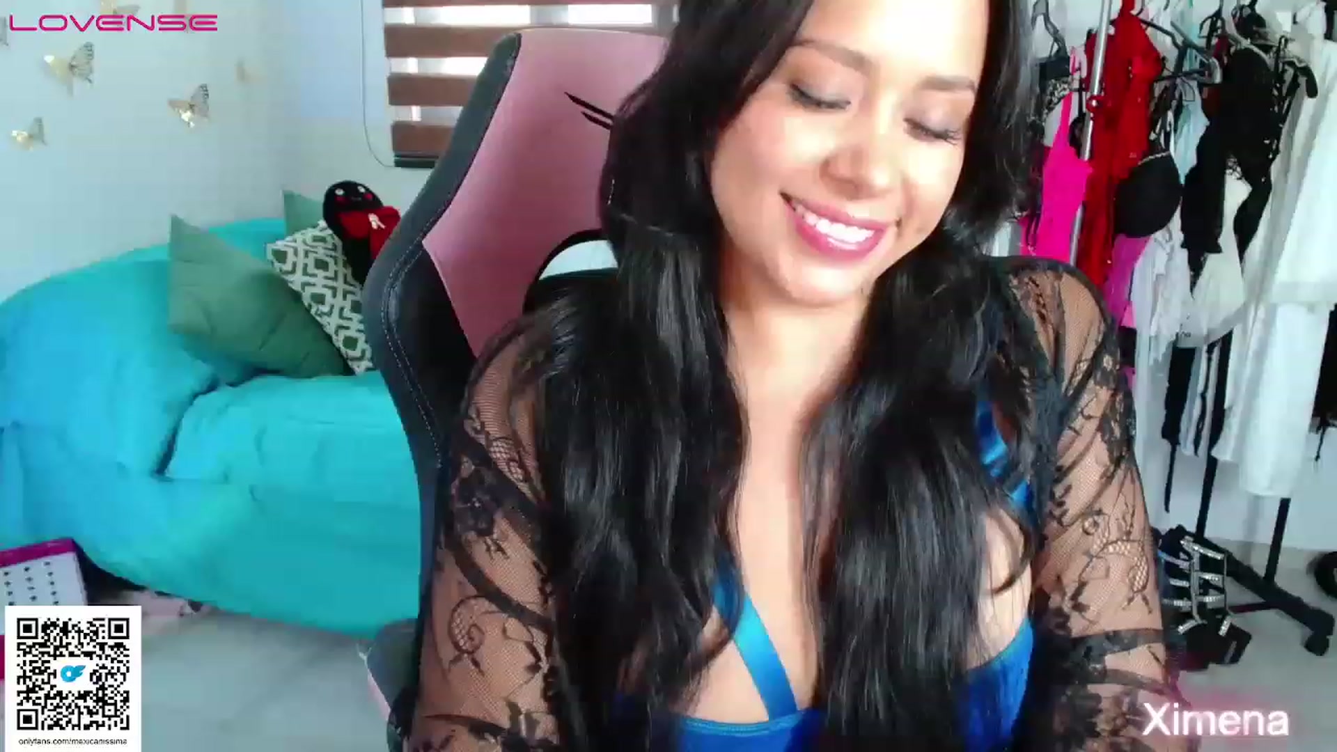 Gallery image thumbnail from Mexicanissima's myfreecams stream on, 07/18/2023, 21:06 image 16 of 20