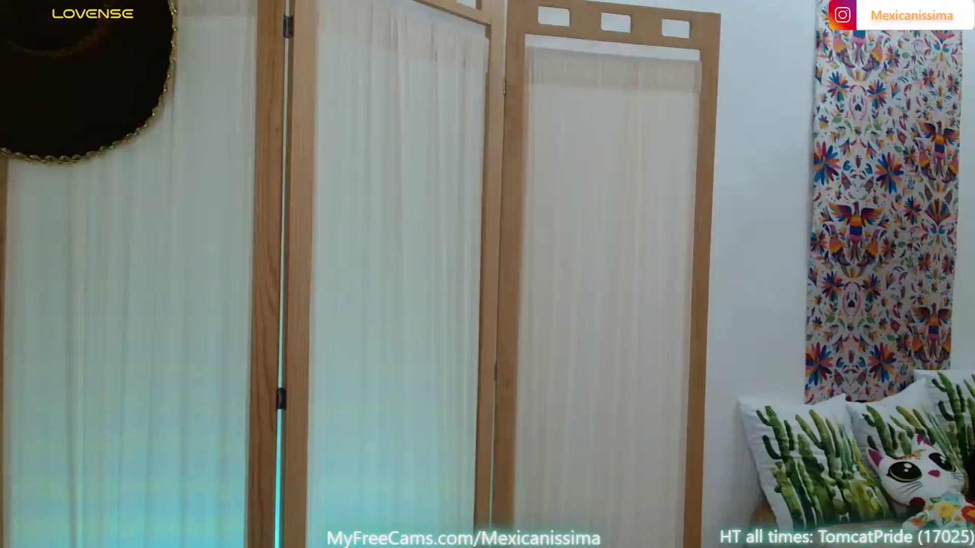 Gallery image thumbnail from Mexicanissima's myfreecams stream on, 04/30/2025, 24:15 image 12 of 20