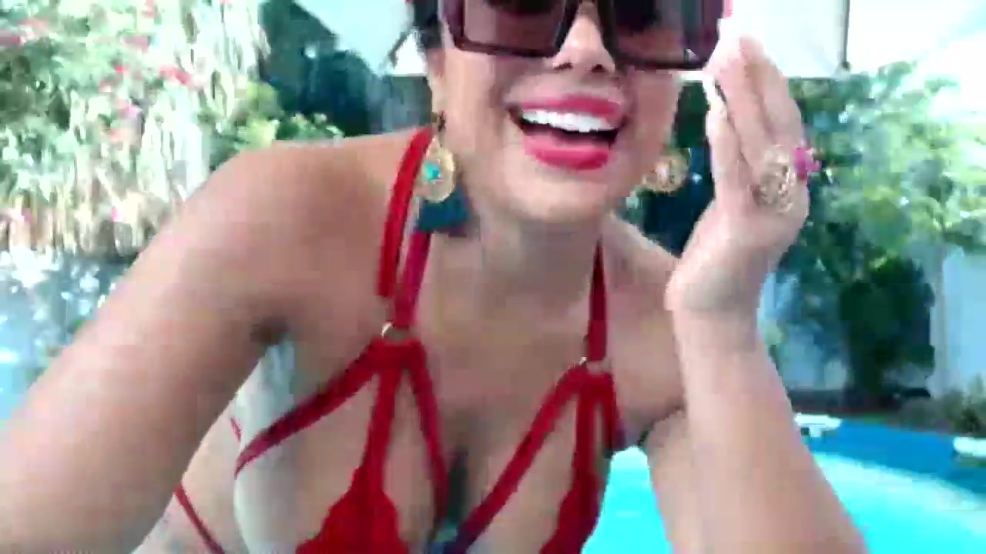 Gallery image thumbnail from Mexicanissima's myfreecams stream on, 10/26/2025, 21:53 image 5 of 20