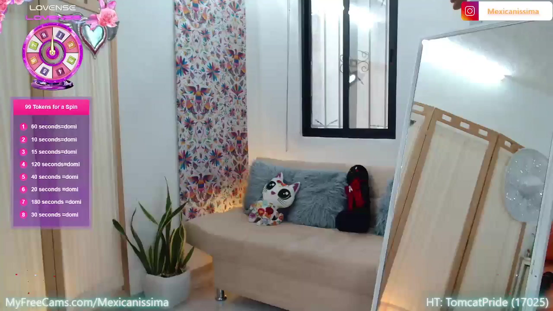Gallery image thumbnail from Mexicanissima's myfreecams stream on, 11/03/2025, 20:48 image 16 of 20