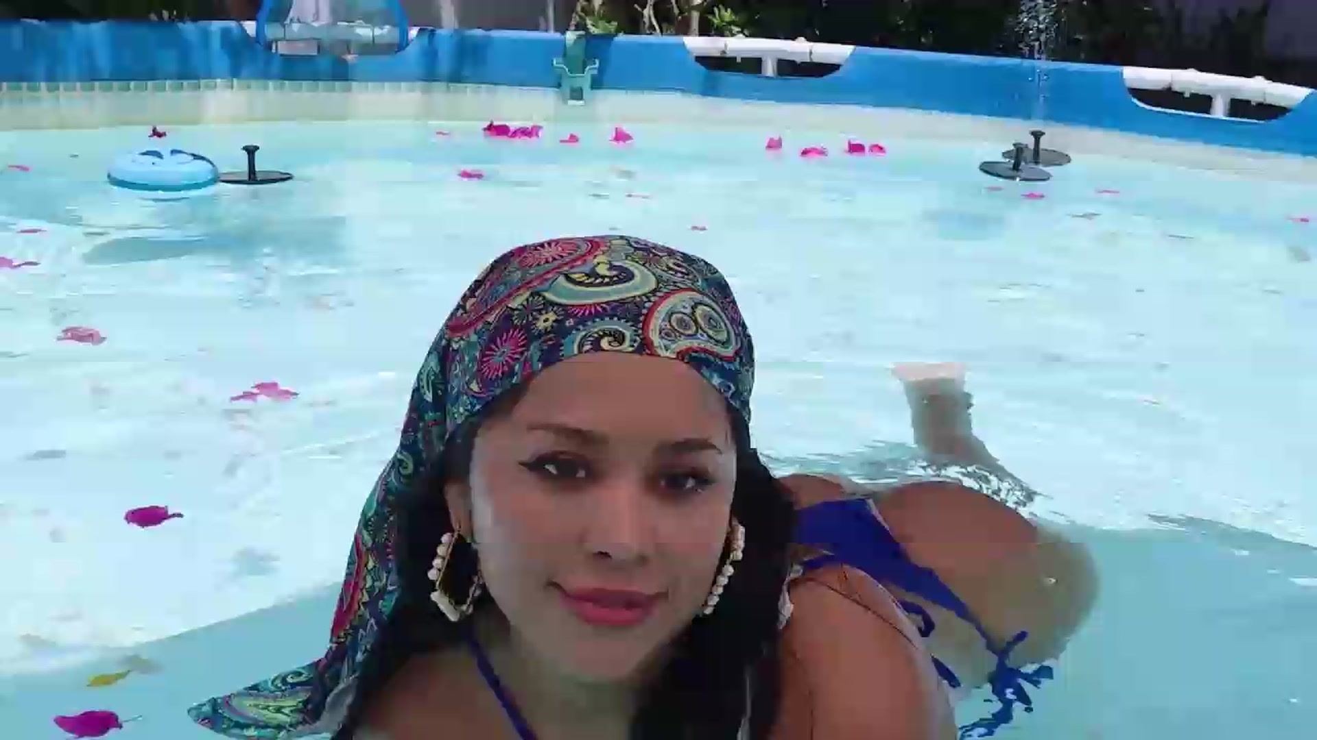 Gallery image thumbnail from Mexicanissima's myfreecams stream on, 06/20/2026, 18:58 image 19 of 20