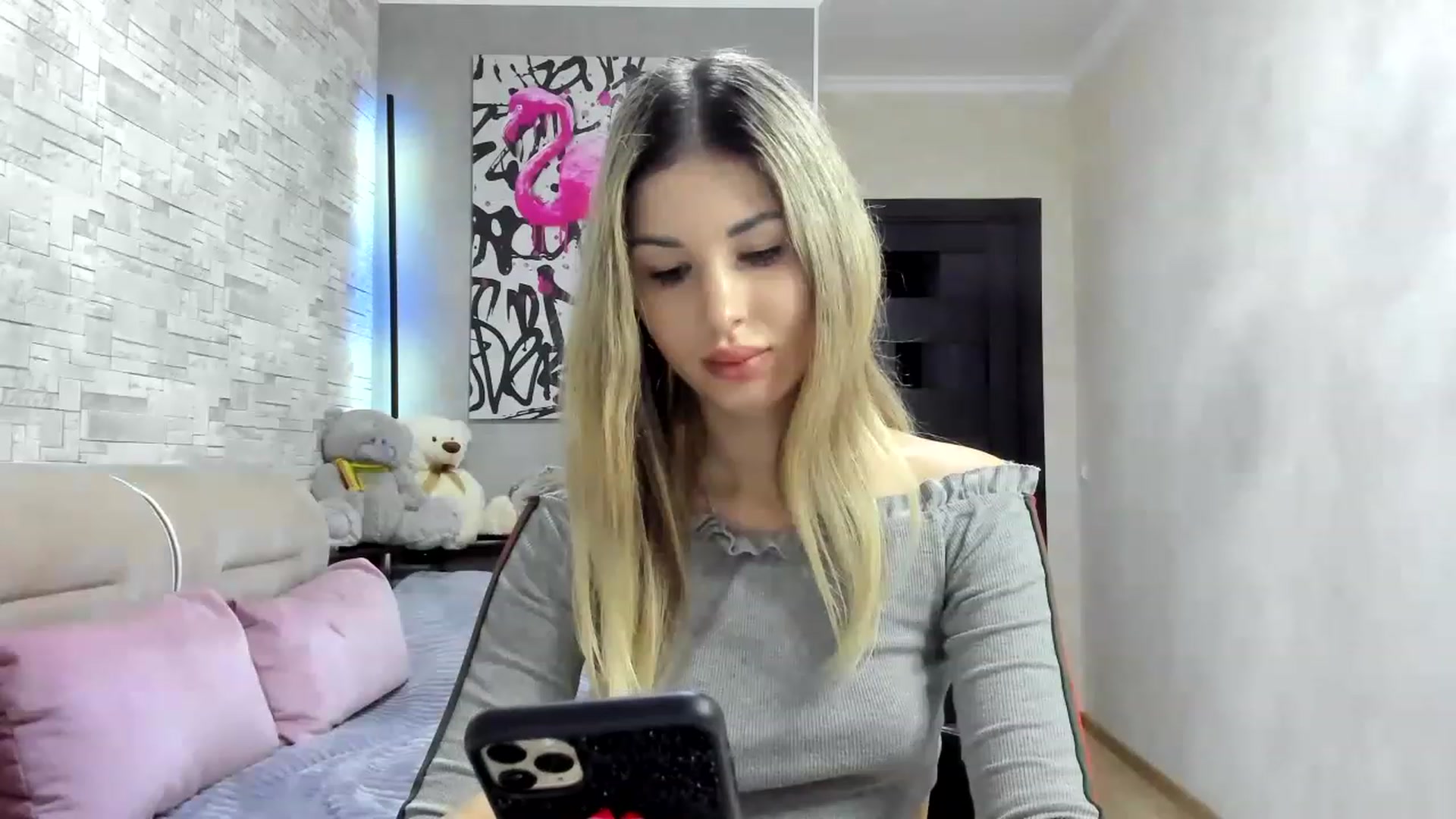 Gallery image thumbnail from Mexika's myfreecams stream on, 11/20/2022, 21:13 image 19 of 20