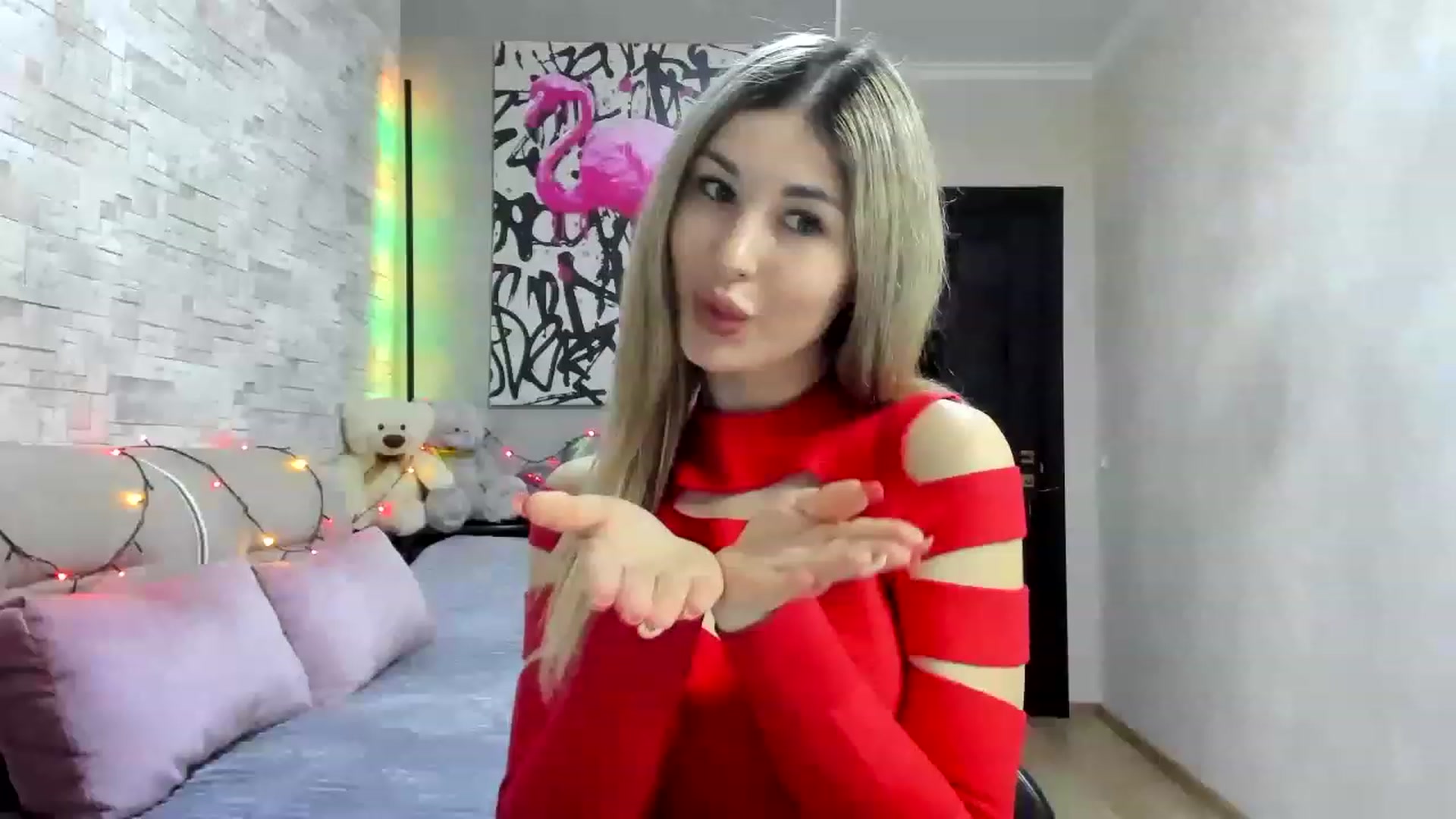 Gallery image thumbnail from Mexika's myfreecams stream on, 12/25/2022, 17:14 image 1 of 20