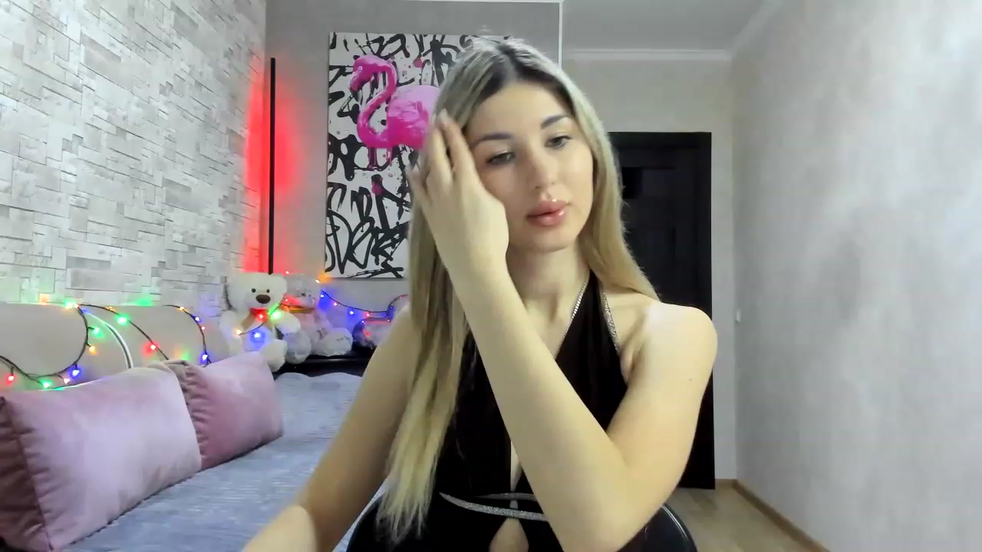 Gallery image thumbnail from Mexika's myfreecams stream on, 12/27/2022, 19:20 image 2 of 20