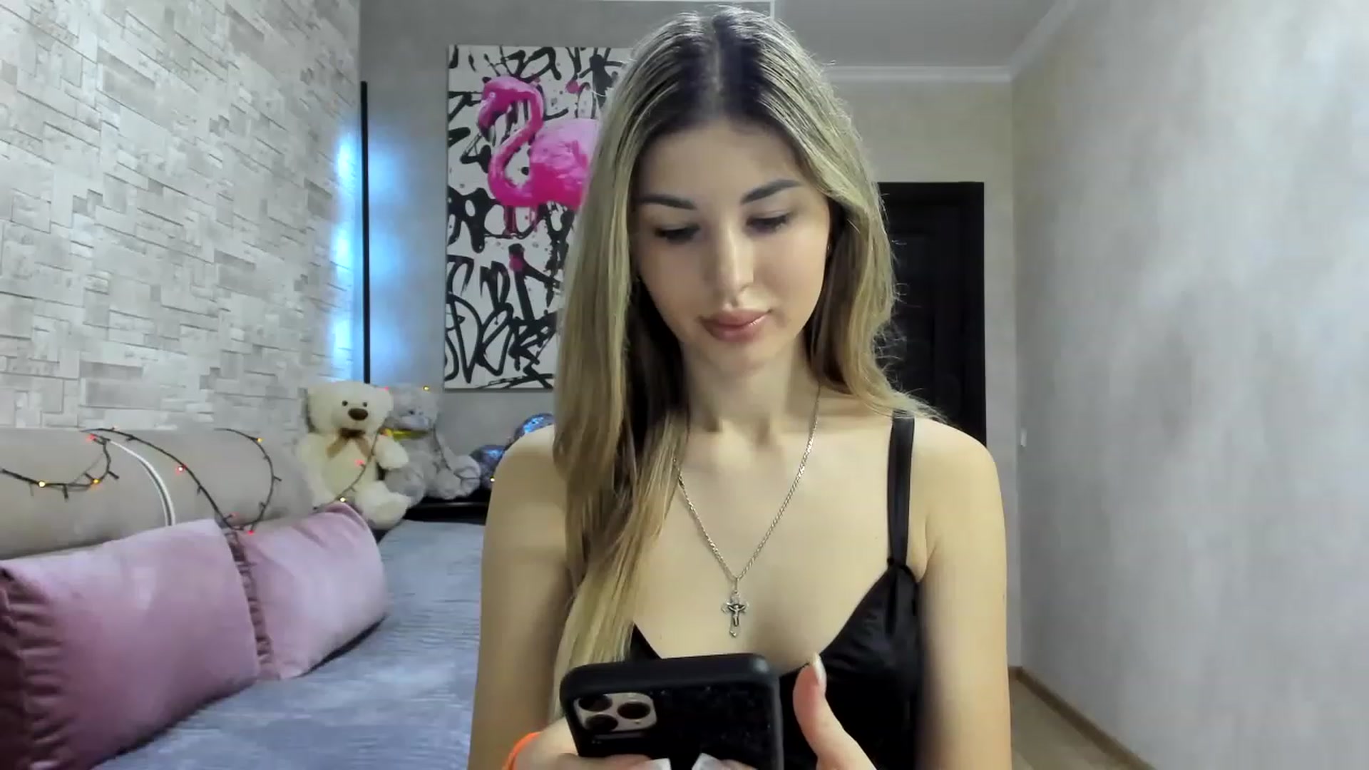 Gallery image thumbnail from Mexika's myfreecams stream on, 01/01/2023, 21:49 image 14 of 20