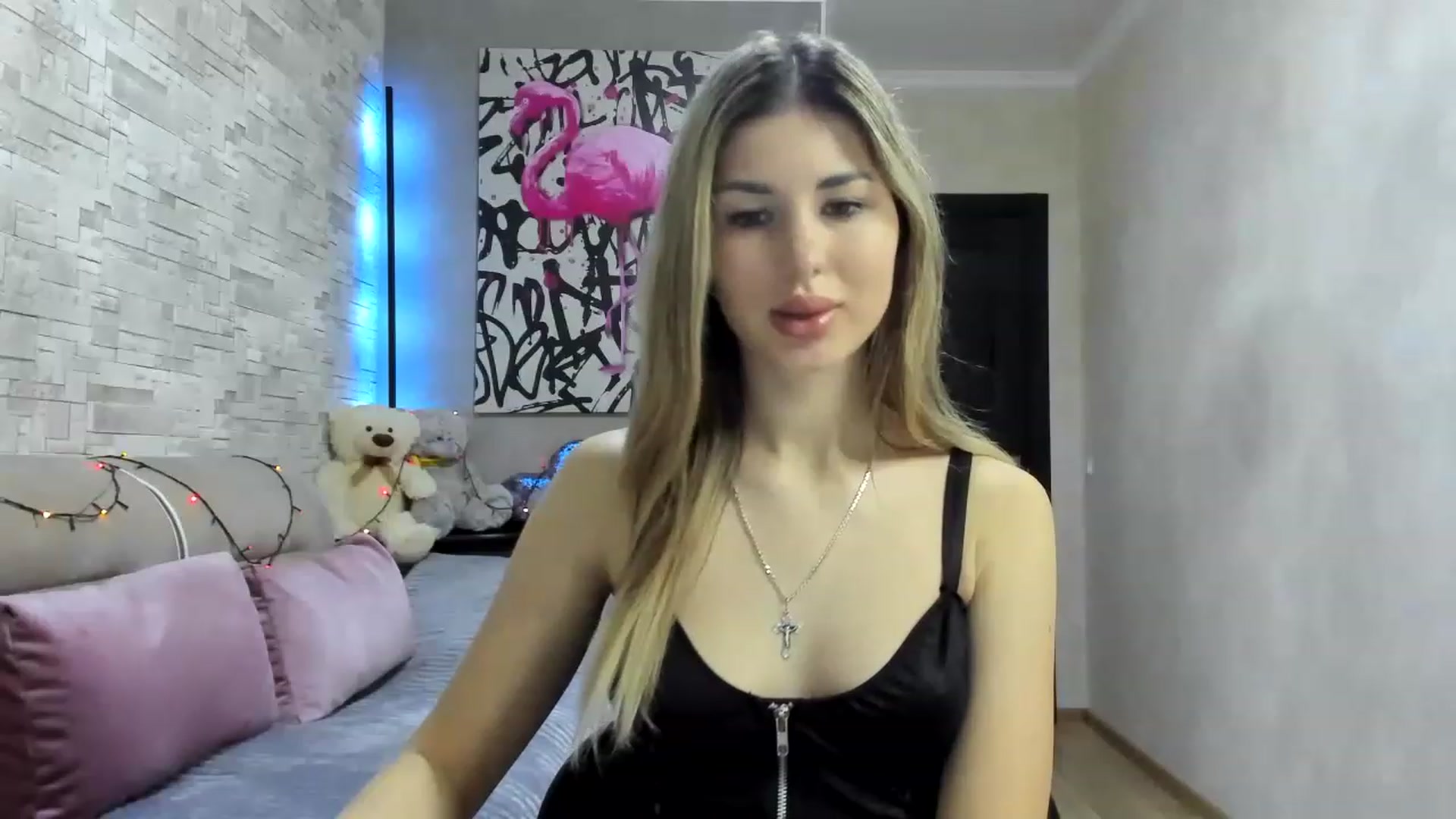 Gallery image thumbnail from Mexika's myfreecams stream on, 01/01/2023, 21:49 image 20 of 20