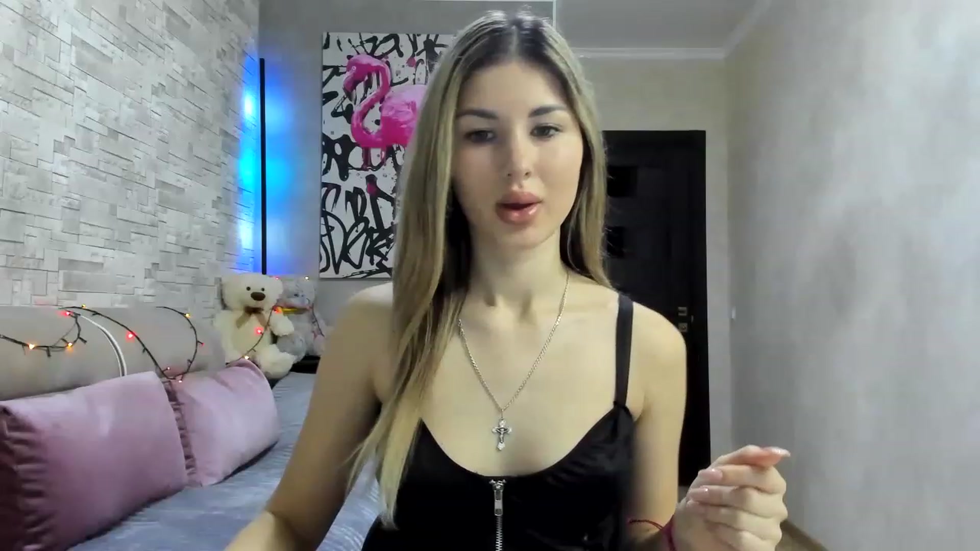 Gallery image thumbnail from Mexika's myfreecams stream on, 01/01/2023, 21:49 image 4 of 20
