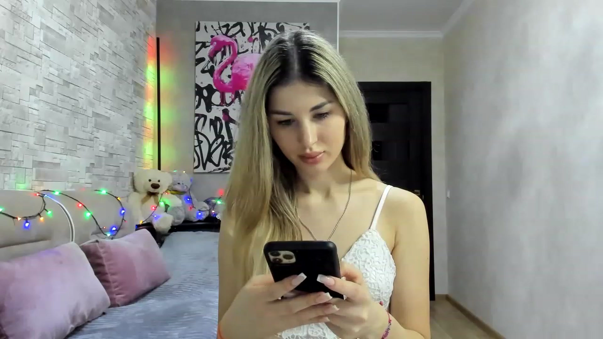 Gallery image thumbnail from Mexika's myfreecams stream on, 01/03/2023, 23:47 image 7 of 20