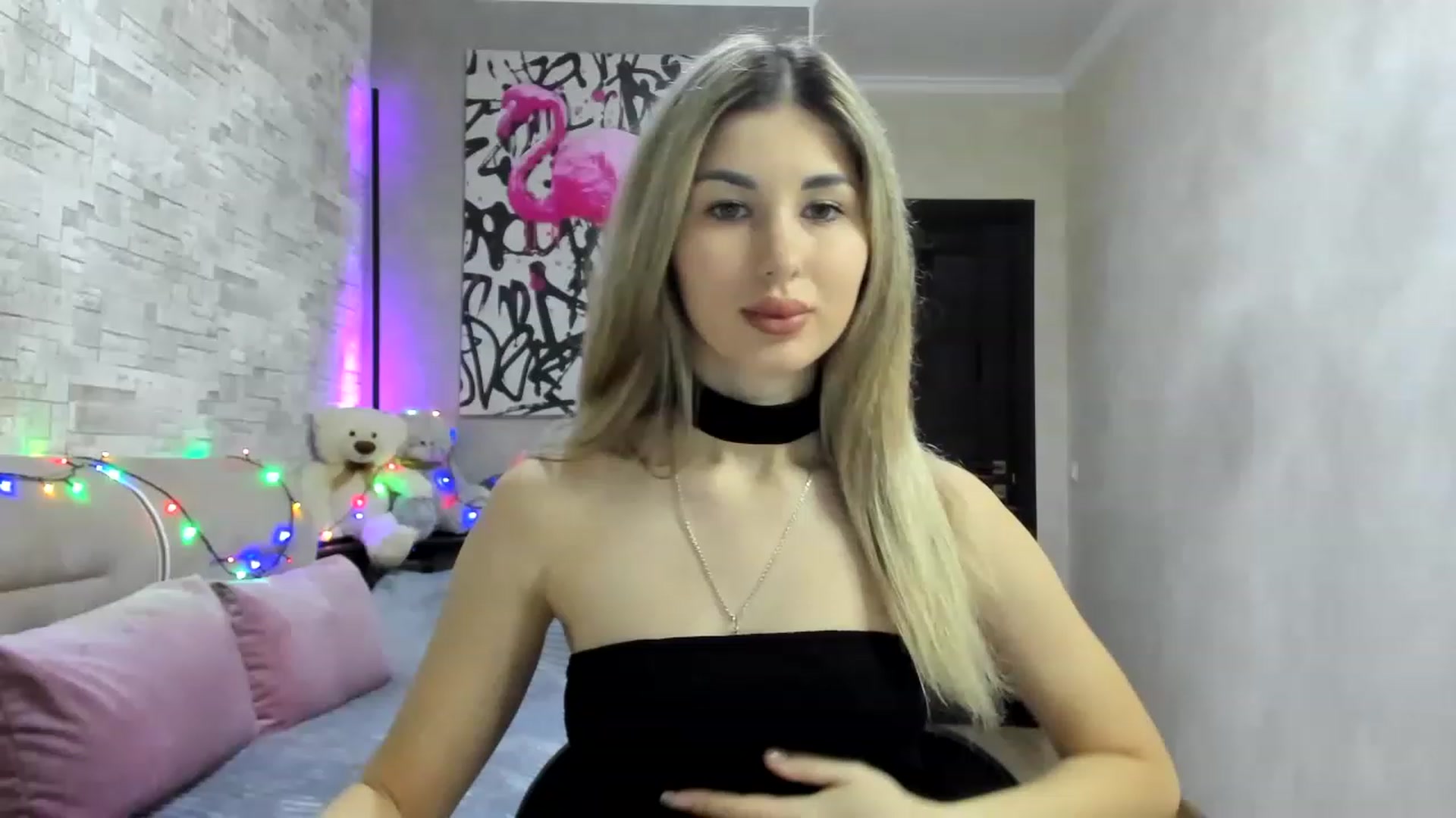 Gallery image thumbnail from Mexika's myfreecams stream on, 01/06/2023, 19:27 image 1 of 20