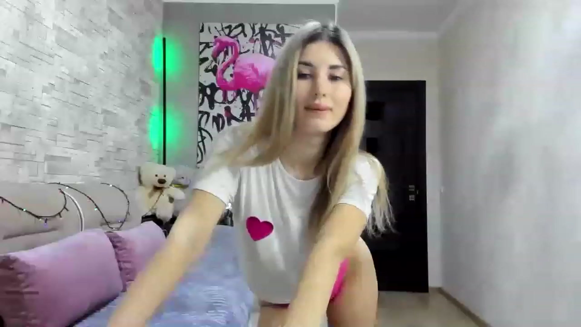 Gallery image thumbnail from Mexika's myfreecams stream on, 01/09/2023, 24:53 image 18 of 20