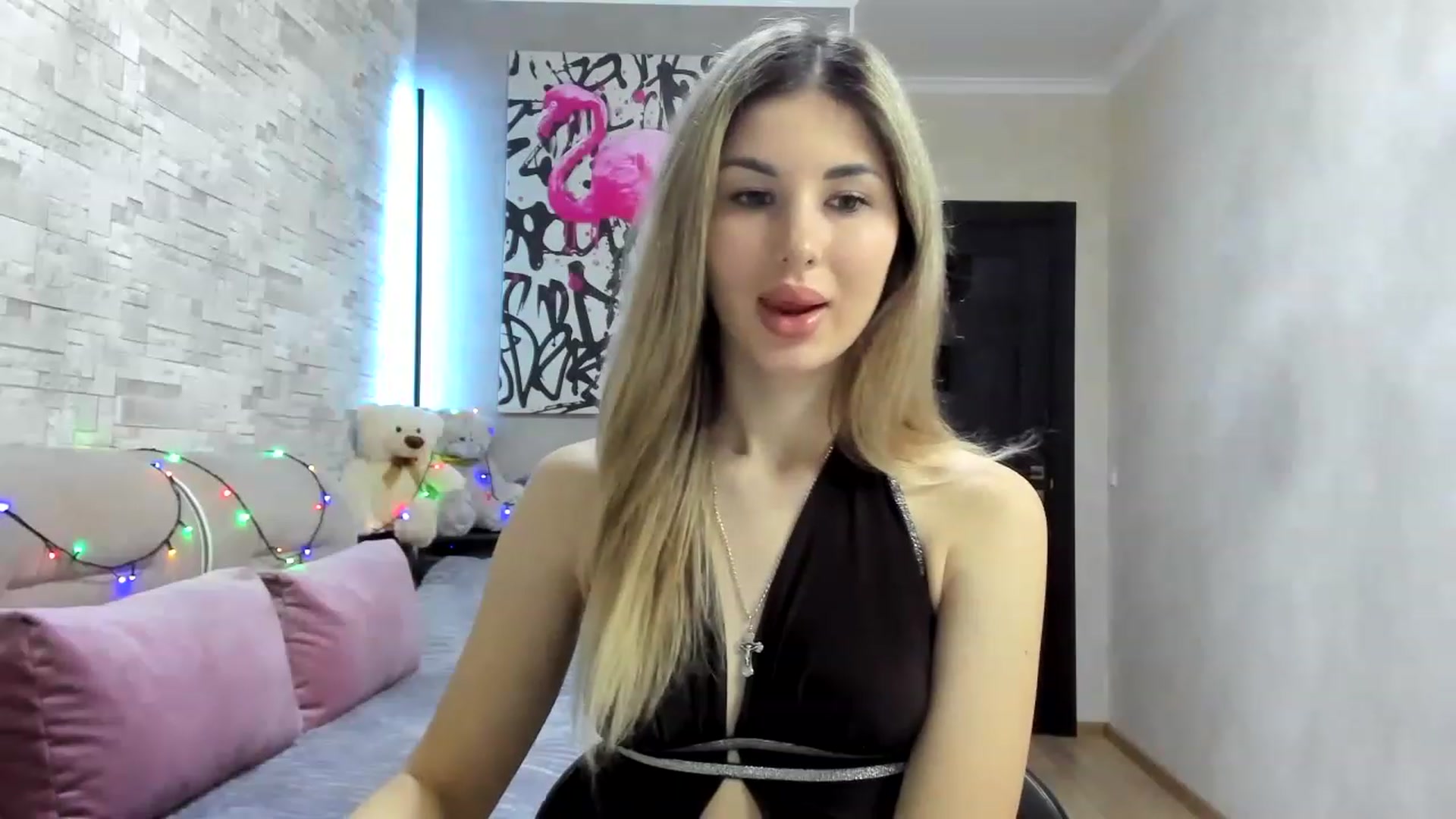 Gallery image thumbnail from Mexika's myfreecams stream on, 01/17/2023, 21:29 image 11 of 20