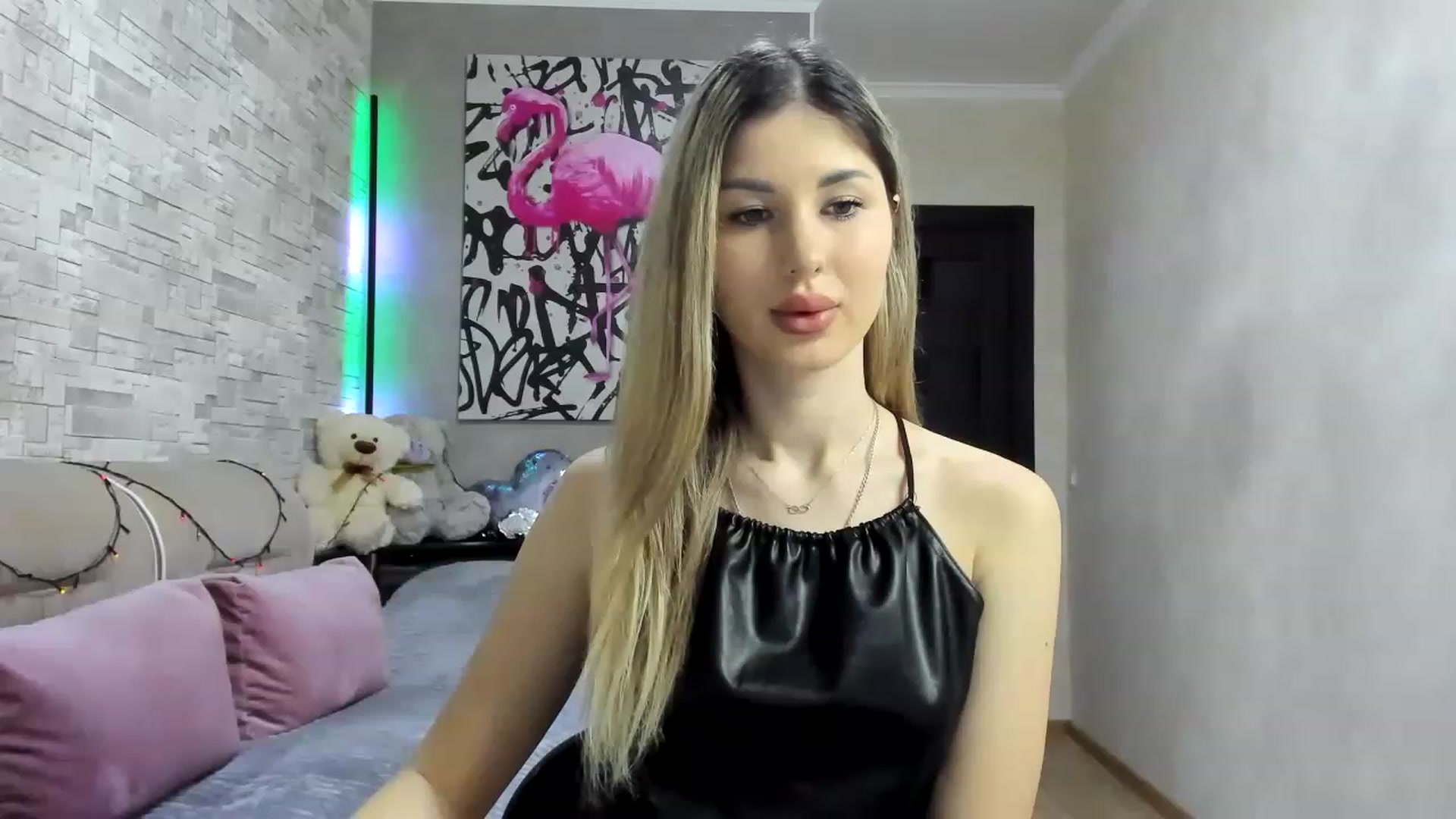 Gallery image thumbnail from Mexika's myfreecams stream on, 02/22/2023, 16:12 image 19 of 20