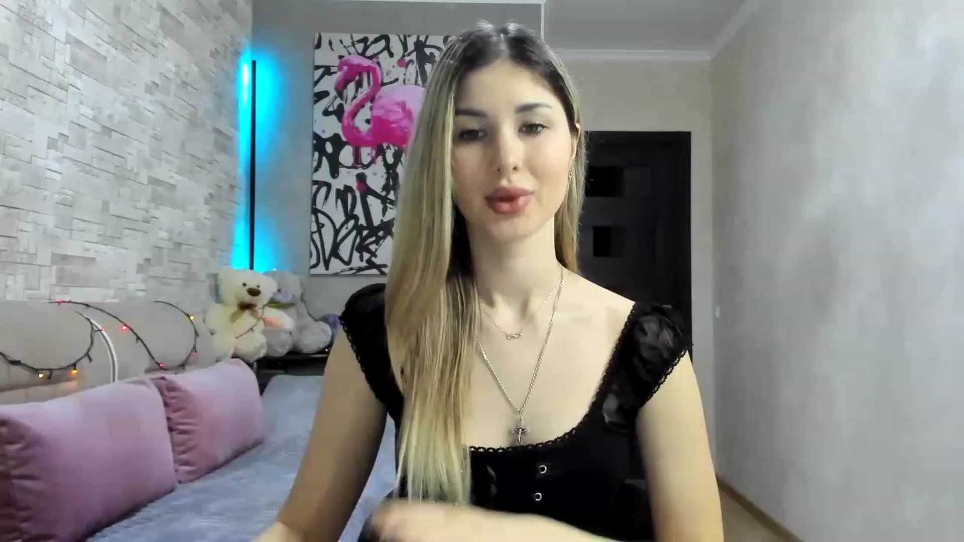 Gallery image thumbnail from Mexika's myfreecams stream on, 02/26/2023, 20:32 image 7 of 20