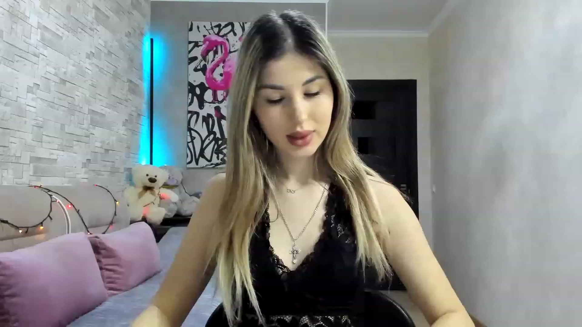 Gallery image thumbnail from Mexika's myfreecams stream on, 02/27/2023, 18:14 image 16 of 20