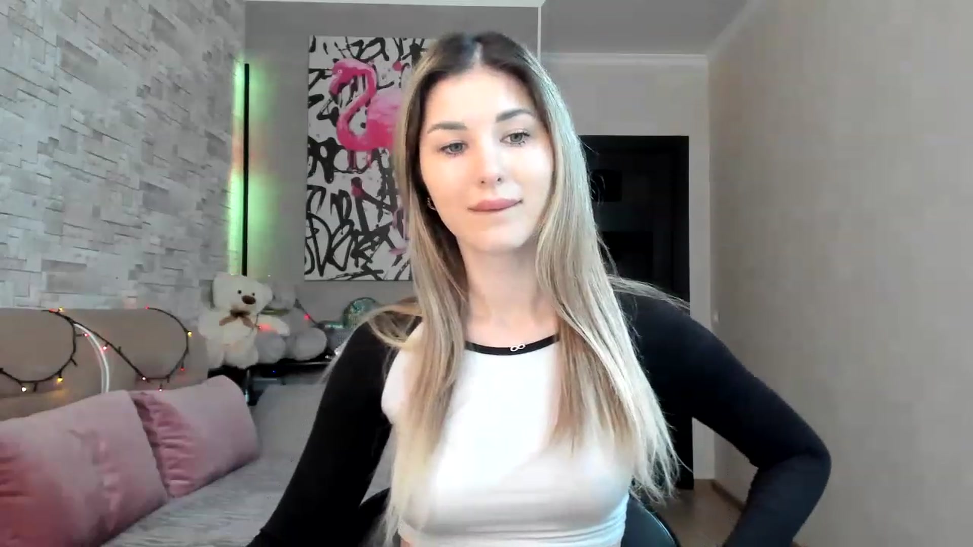Gallery image thumbnail from Mexika's myfreecams stream on, 03/02/2023, 15:03 image 20 of 20
