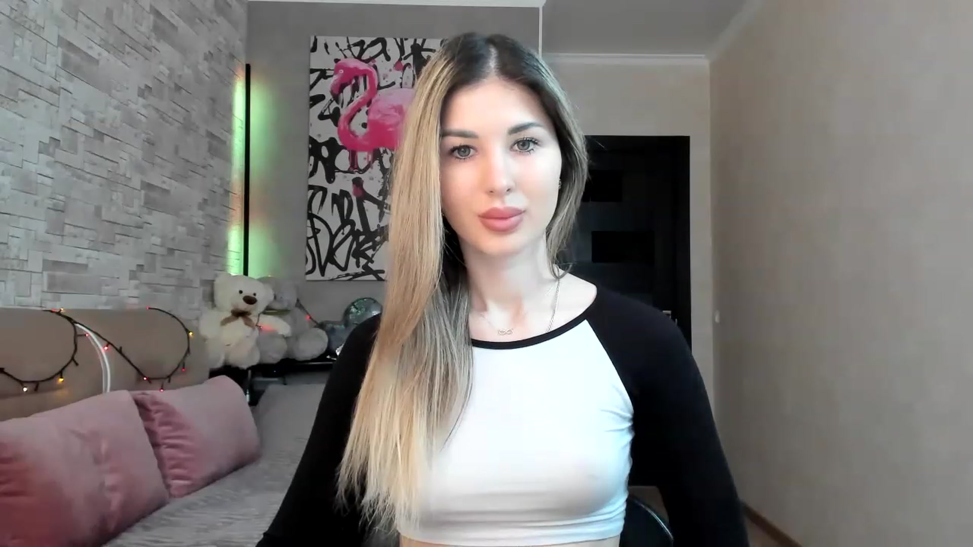 Gallery image thumbnail from Mexika's myfreecams stream on, 03/02/2023, 15:03 image 18 of 20