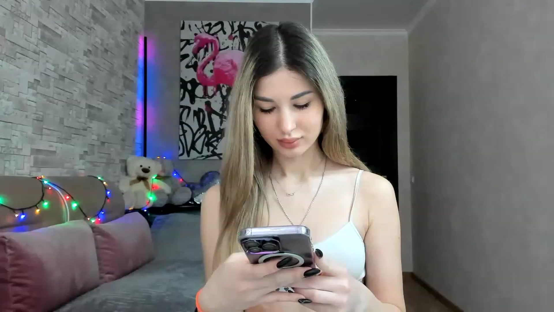 Gallery image thumbnail from Mexika's myfreecams stream on, 03/25/2023, 13:07 image 2 of 20