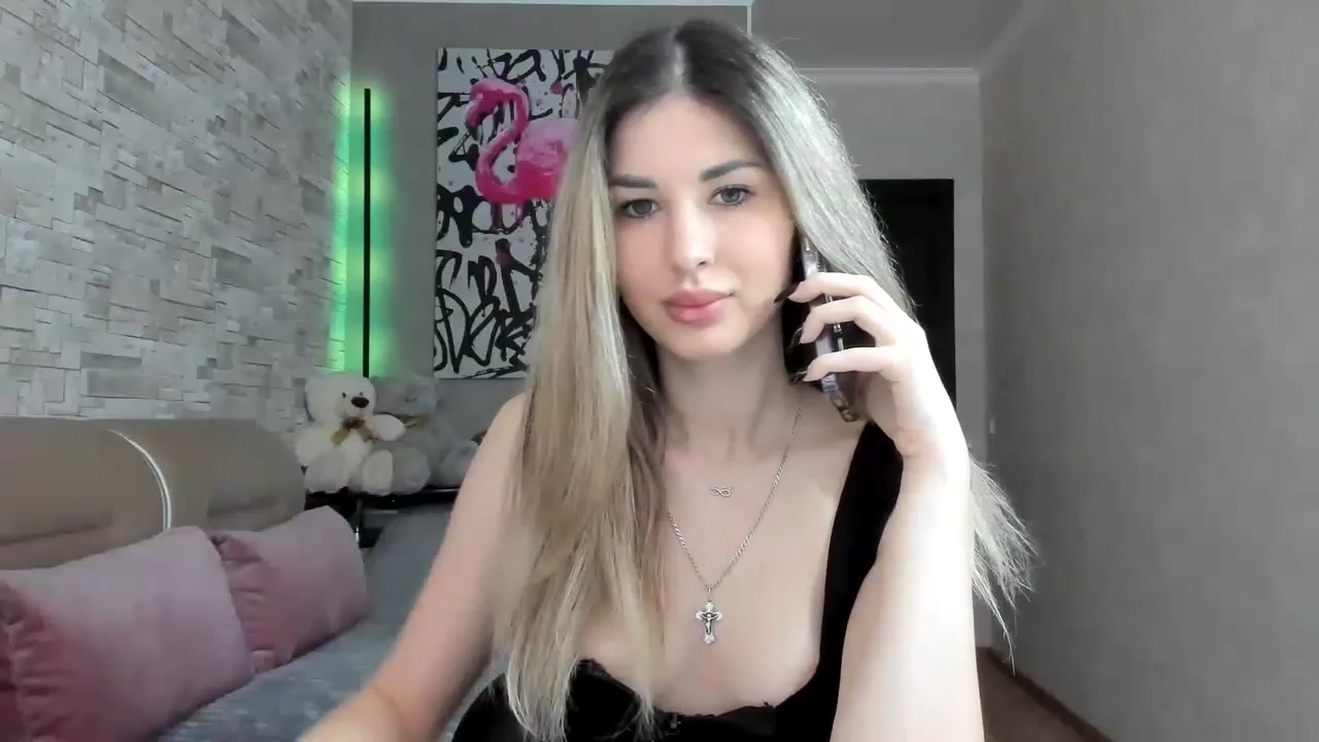 Gallery image thumbnail from Mexika's myfreecams stream on, 03/31/2023, 13:12 image 17 of 20