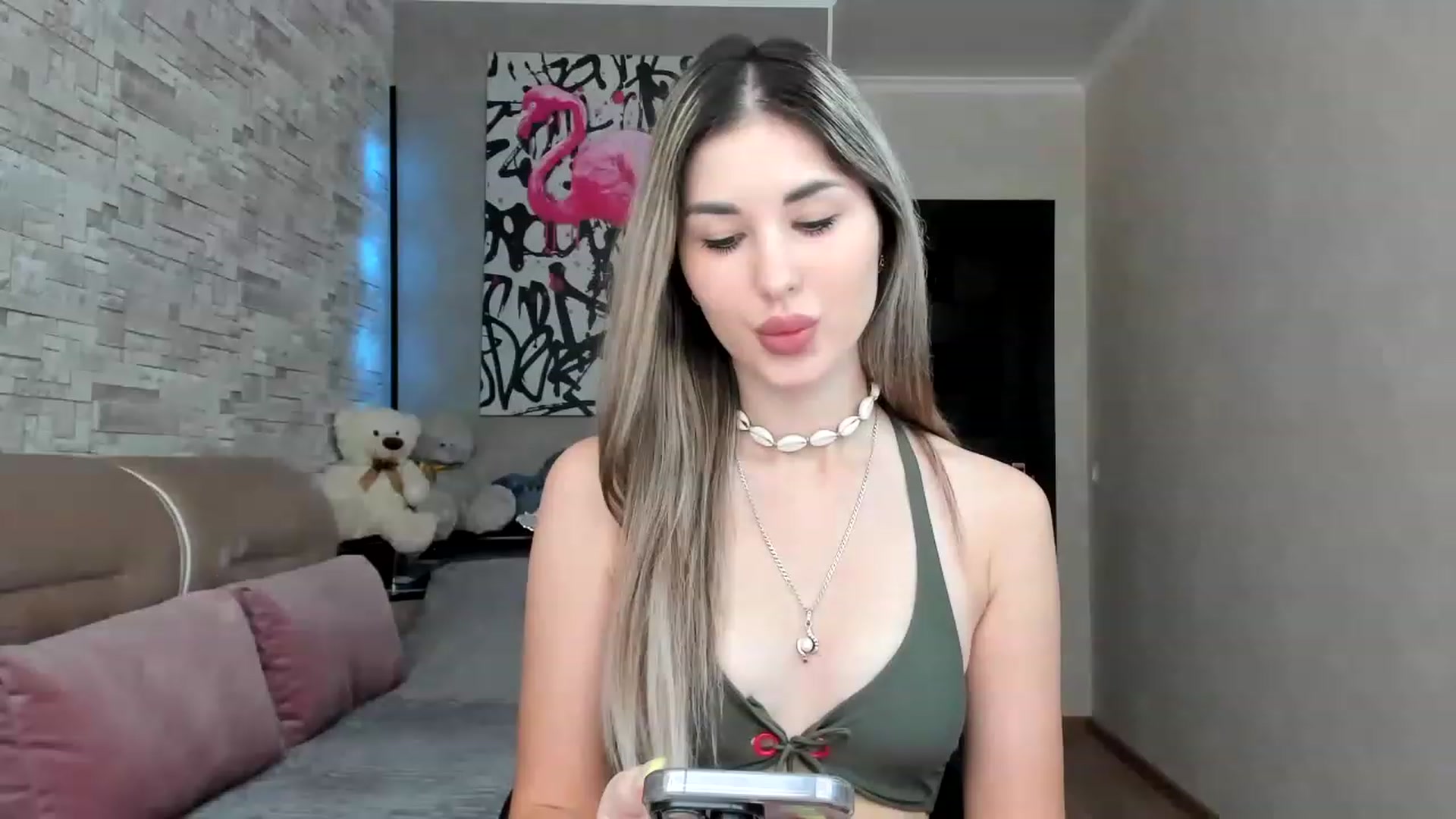 Gallery image thumbnail from Mexika's myfreecams stream on, 06/19/2023, 15:35 image 7 of 20