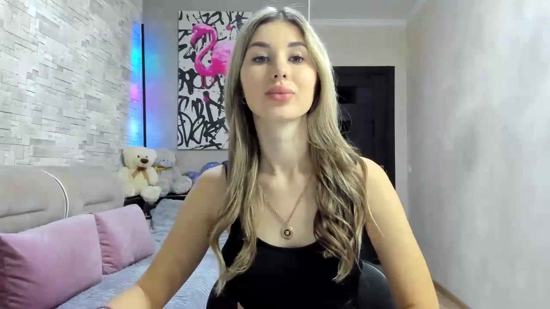 Gallery image thumbnail from Mexika's myfreecams stream on, 07/17/2023, 24:05 image 17 of 20