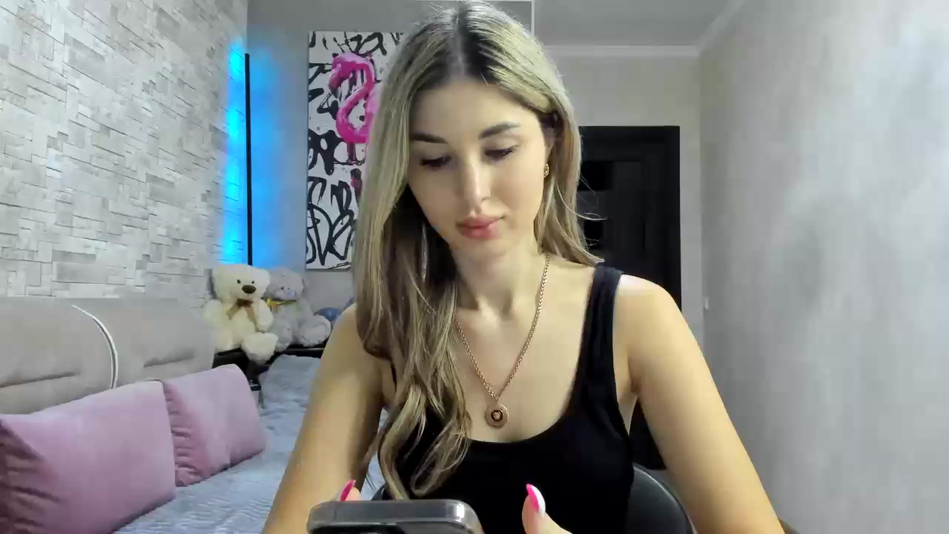 Gallery image thumbnail from Mexika's myfreecams stream on, 07/17/2023, 24:05 image 20 of 20