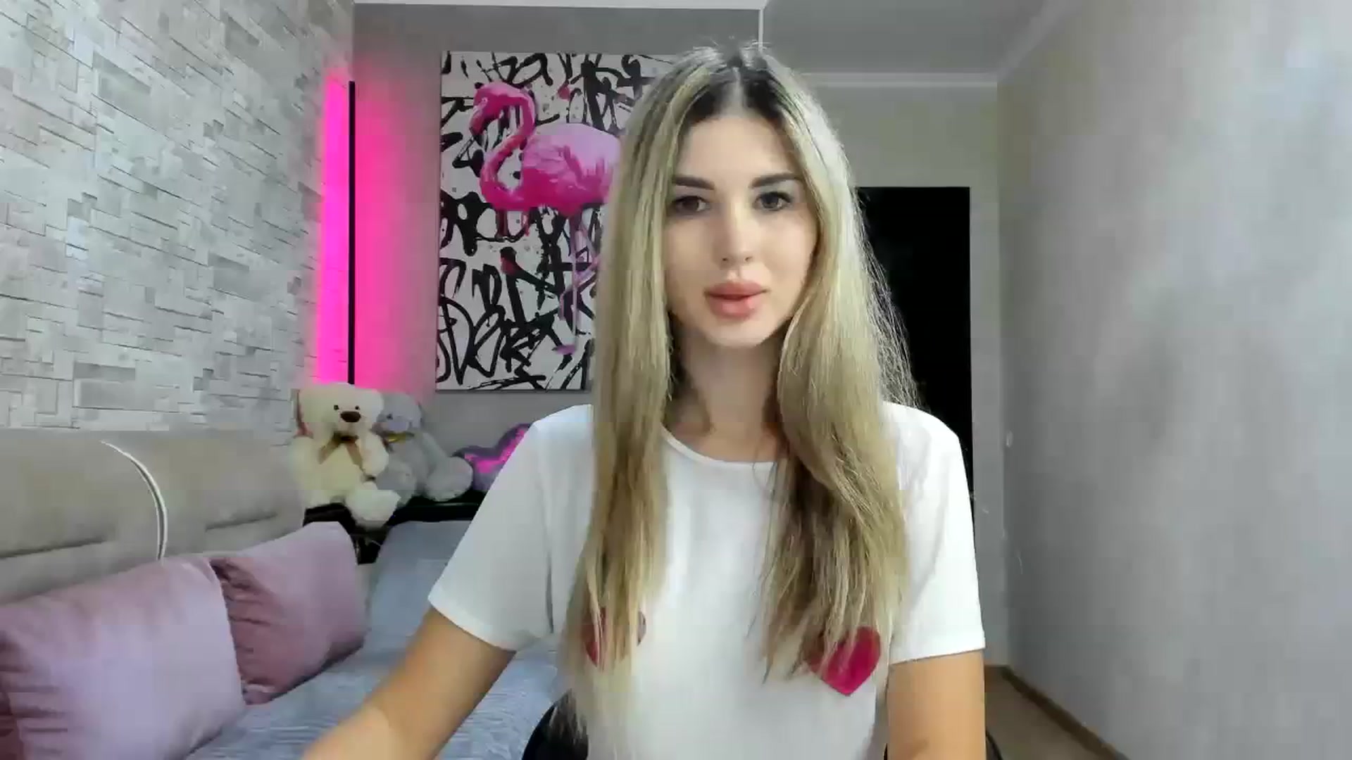 Gallery image thumbnail from Mexika's myfreecams stream on, 08/07/2023, 16:37 image 18 of 20